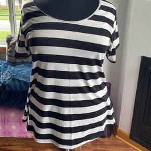 Black and White LulaRoe Tunic Top 2XL